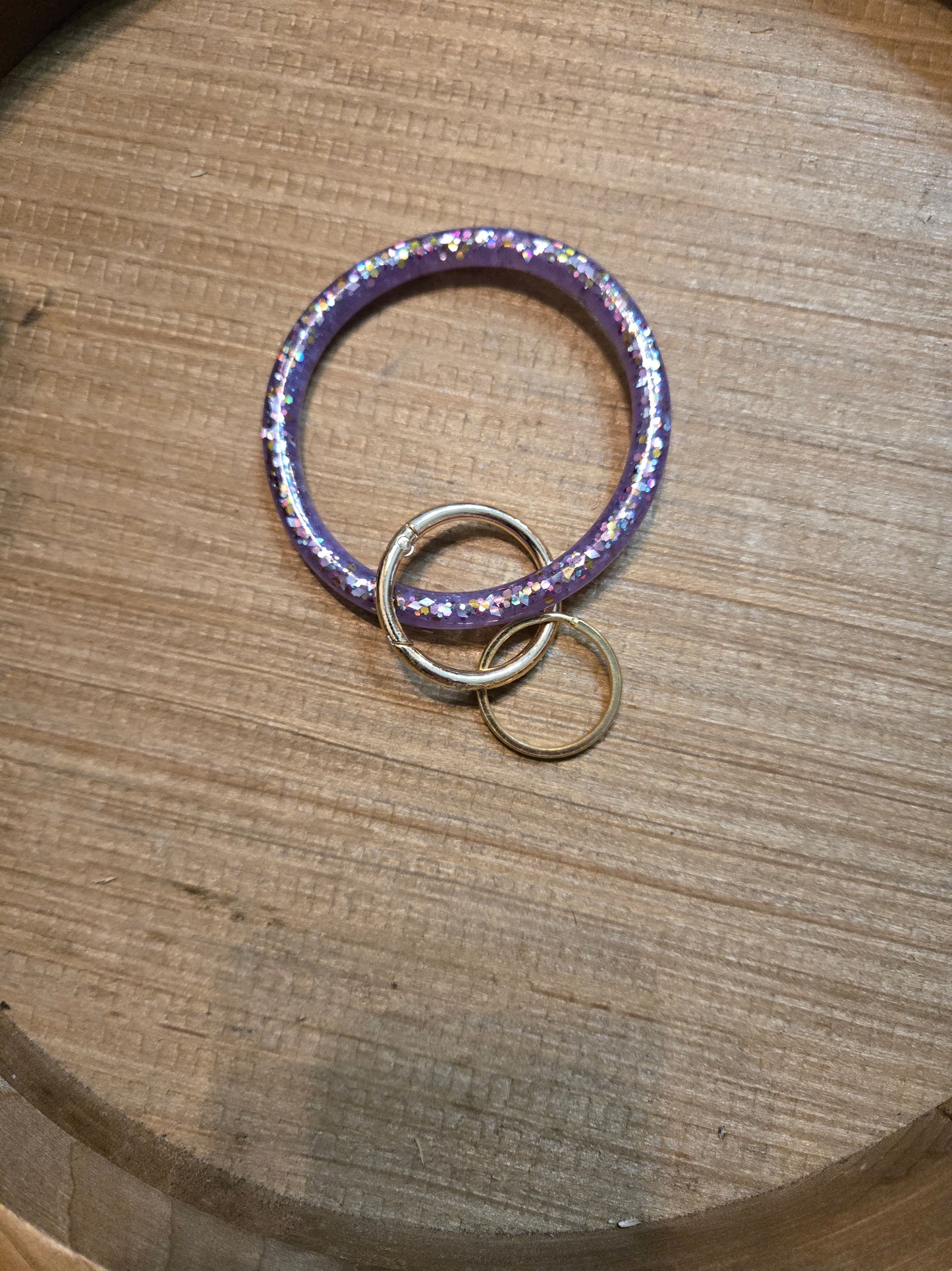 Resin wristlet