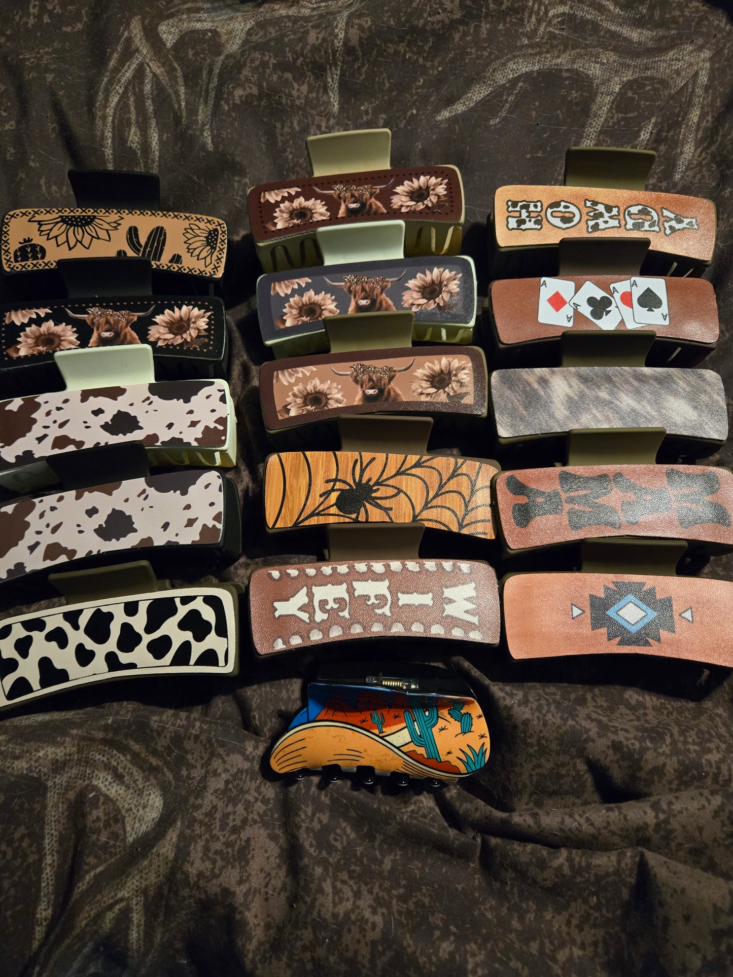 Western hair clips
