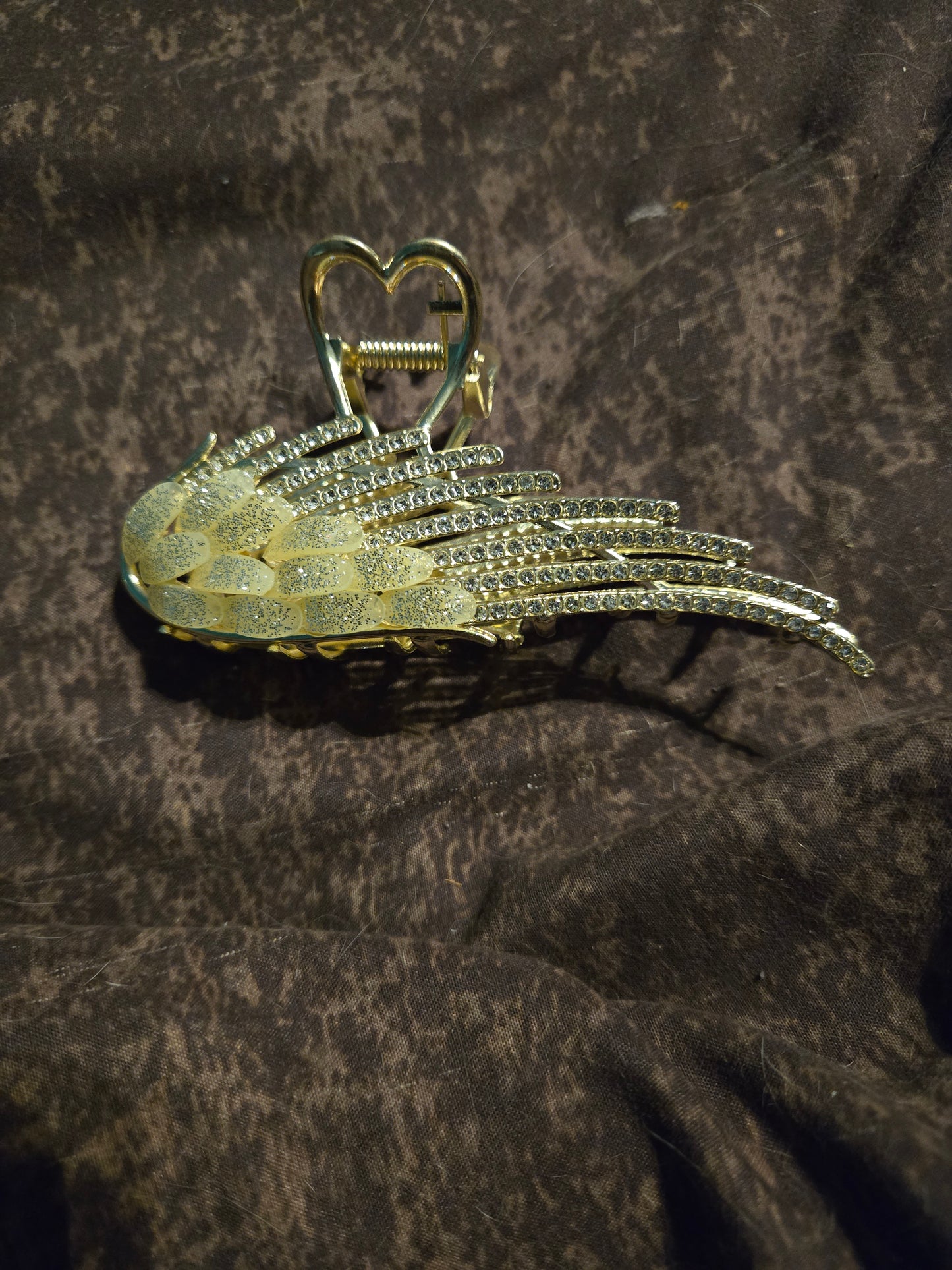 Angel wing hair clip