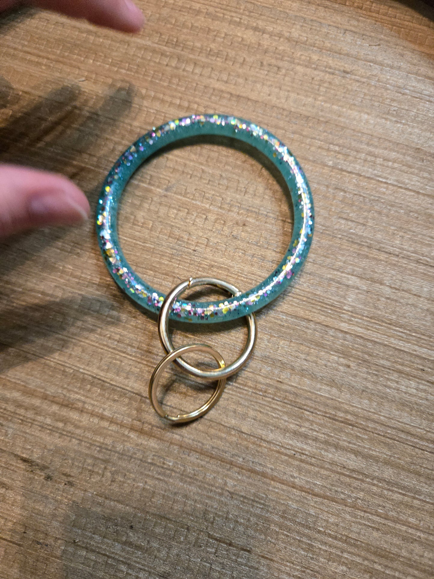 Resin wristlet