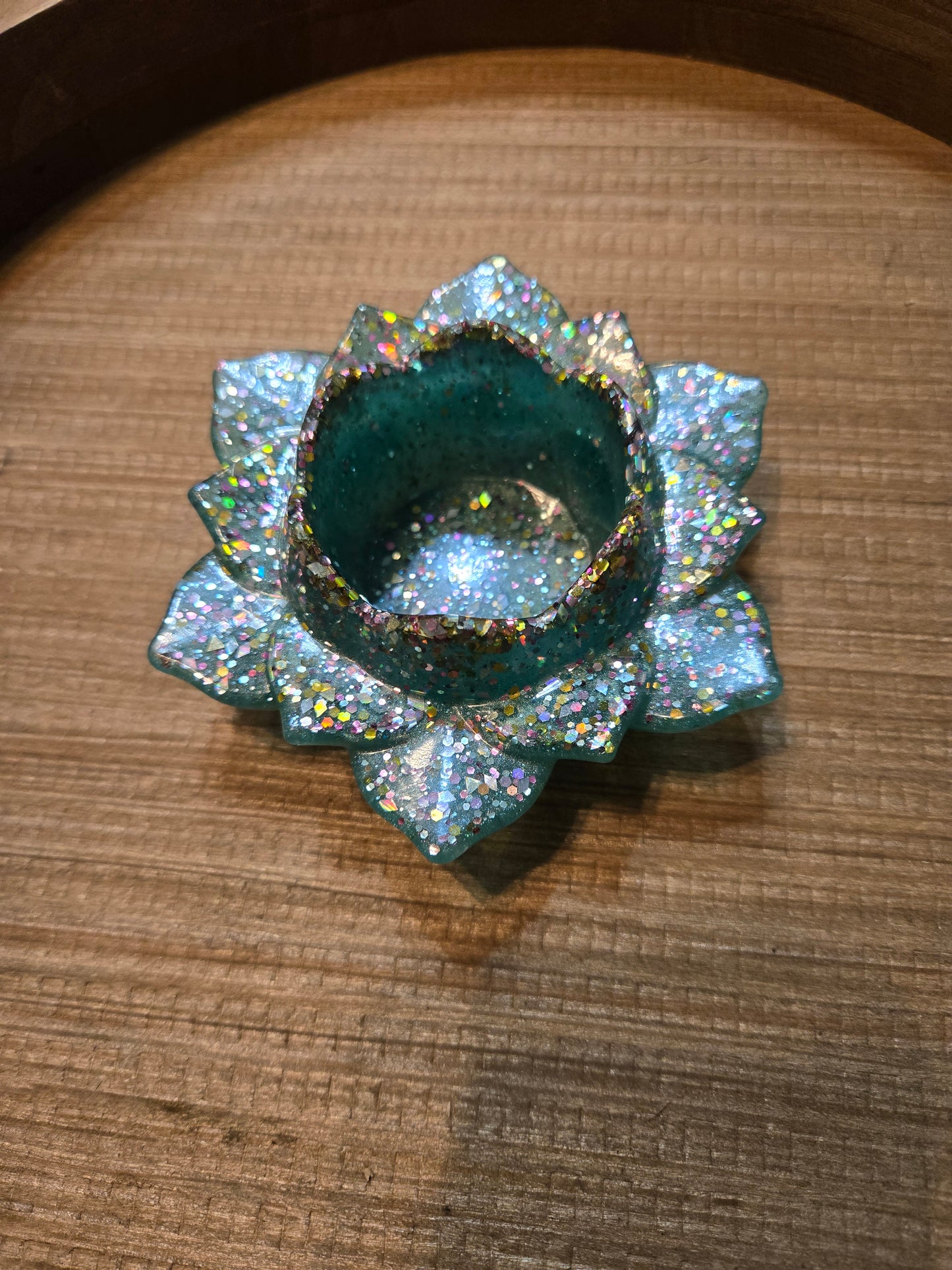 Resin lotus tea light holder