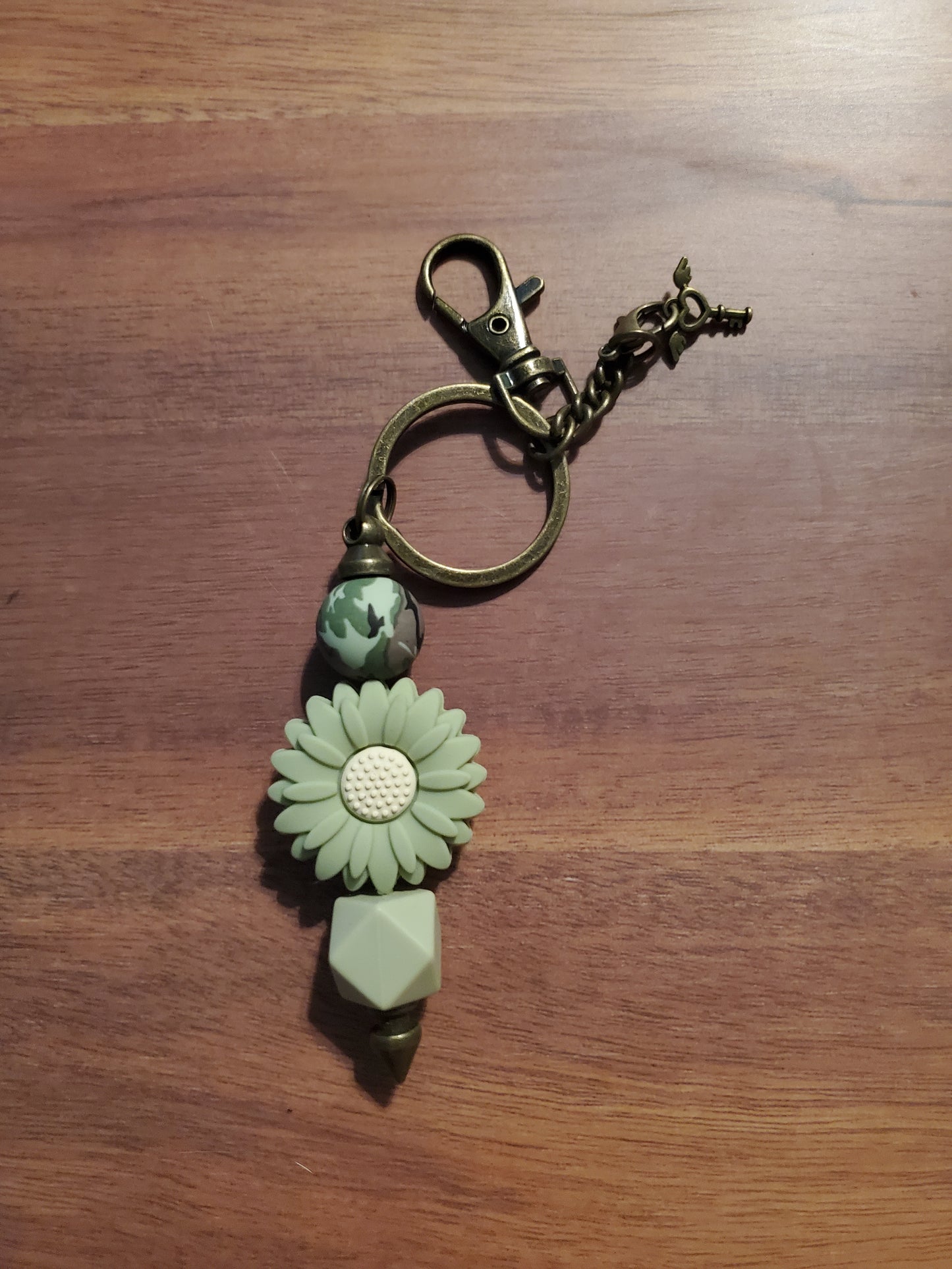 Flower beaded keychain