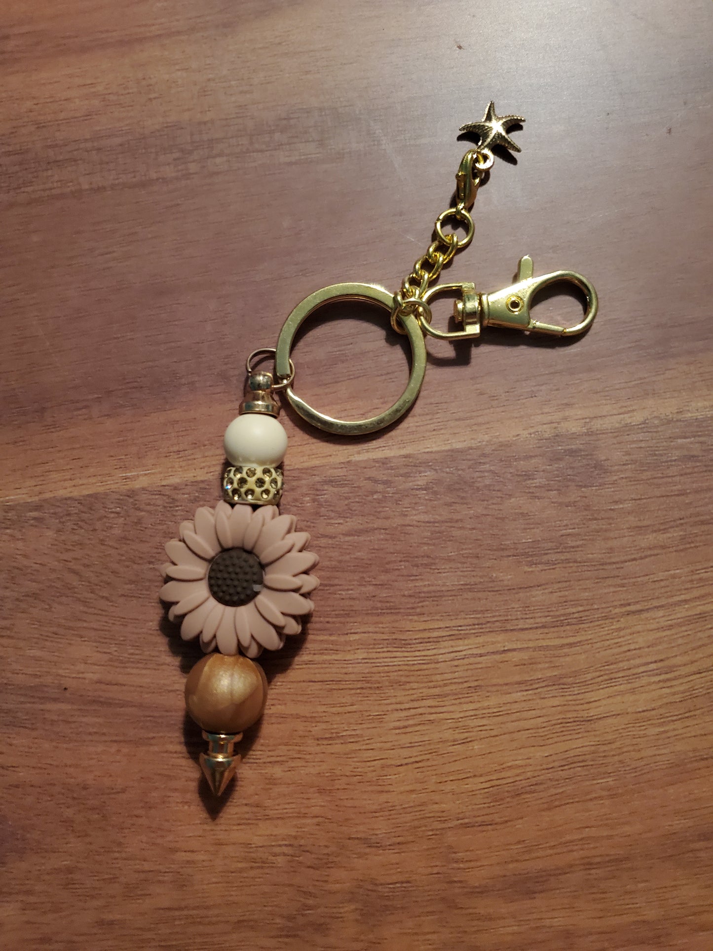 Flower Beaded keychain